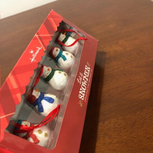 Hallmark Let It Snowmen Christmas Tree Ornament Set Pre-Owned. - Picture 3 of 10